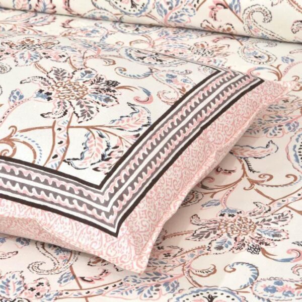 Floral Flush Bedsheet - Plum